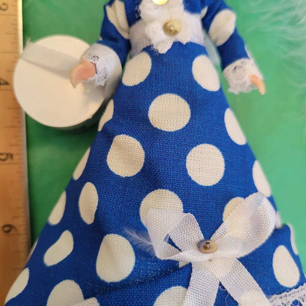 Vintage Paris Souvenir Doll ~ Mid-Century ~ Sweetly Chic!